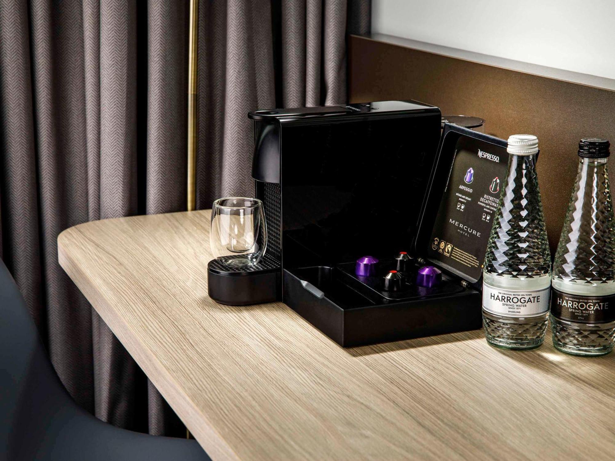 Mercure Newport Экстерьер фото