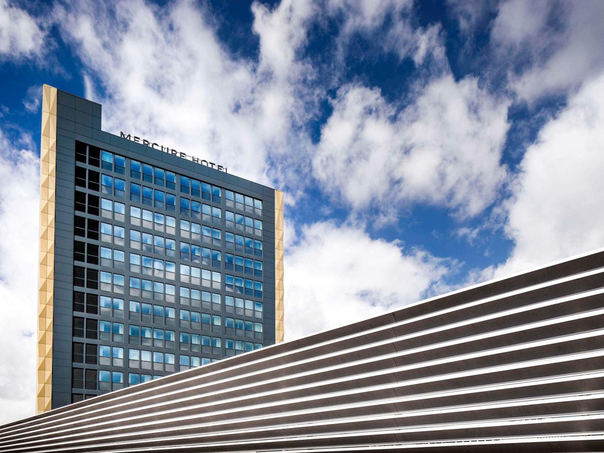 Mercure Newport Экстерьер фото